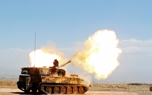 强炮火覆盖攻击 《亮剑2》坦克实战化训练